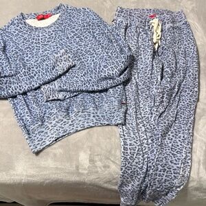 n:PHILANTHROPY Gray Leopard Lounge Set